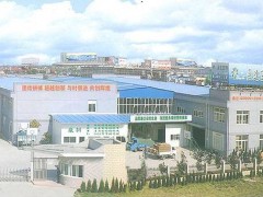     上海盈达空调设备有限公司是一家集生产加工、经销批发的中外合资经营企业，从事机械及行业设备 -> 换热、制冷空调设备,
  产品适用与中央空调末端，机电安装，建筑装饰工程，酒店，办公楼，等工程，
 中央空调末端出风口、回风口、风量调节阀、防火阀、排烟阀、静压箱、软管、换气扇等 
 是上海盈达空调设备有限公司的主营产品。上海盈达空调设备有限公司是一家经国家相关部门批准注册的企业。
 公司以雄厚的实力、合理的价格、优良的服务与多家企业建立了长期的合作关系。
 上海盈达空调设备有限公司热诚欢迎各界前来参观、考察、洽谈业务。销售电话：王新刚 15021207116  15025487773   王晶：15802147299    02159963691  216
  主营产品：  中央空调末端出风口,回风口，ABS铝制方型圆形散流器;旋流风口，自垂百叶，防雨百叶，蛋格式风口，爪型可调式风口，
 百叶窗，弹簧可脱式风口，拉绳风口，球型喷流风口，方型圆形外气口，回风花板，过滤网，多向出风口，
 各式圈套，三通，四通，大小头，整流器，方接圆，调节阀，扎带，螺旋风管，易接头，快速接头，空调外接管套，圆形矩形风量调节阀;
 70度防火阀;排烟防火阀;静压箱;消声风管，消声百叶窗，板式排烟口，
 PU集风箱，铝箔PE橡朔棉内外保温镀锌板集风箱，活性炭过虑器，铝箔保温不保温软管;防火软接，地式出风口，
 高效过滤器，消声弯头，高效送风口，通风扇，换气扇等;管道风门，管内送风机，手动电动风门等。    
 其他空气净化装置 风机盘管 空气净化成套设备  
 企业类型： 中外合资经营企业  经营模式：  生产加工  
 注册资本： 人民币 5800 万  公司注册地： 上海市嘉定区朱戴路508号  
 员工人数： 501 - 1000 人  公司成立时间： 1985 年  
 主要客户： 厂房 医院，商场超市等  年营业额：  人民币 5000 万元/年 - 1 亿元/年  
 主要经营地点： 上海市嘉定区朱戴路508号  主要市场： 港澳台地区 日本 南美 东亚 大洋洲  
 经营品牌： 盈达牌
 管理体系认证： ISO 9001 ISO 9002 ISO 9003  
 是否提供OEM代加工： 是  质量控制： 第三方